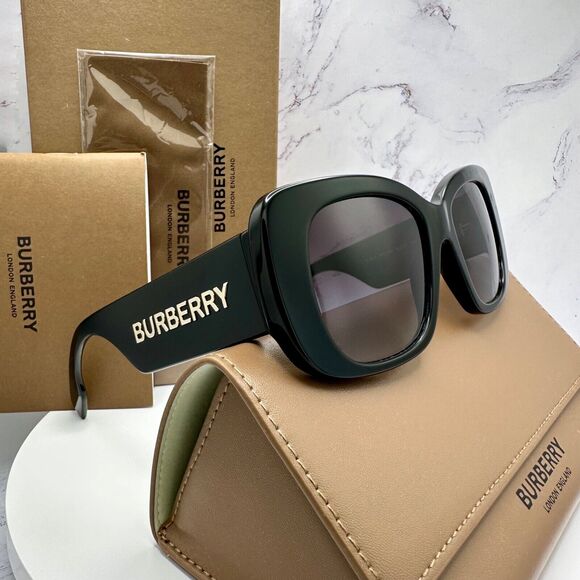 New Burberry Sunglasses - Picture 1 of 16